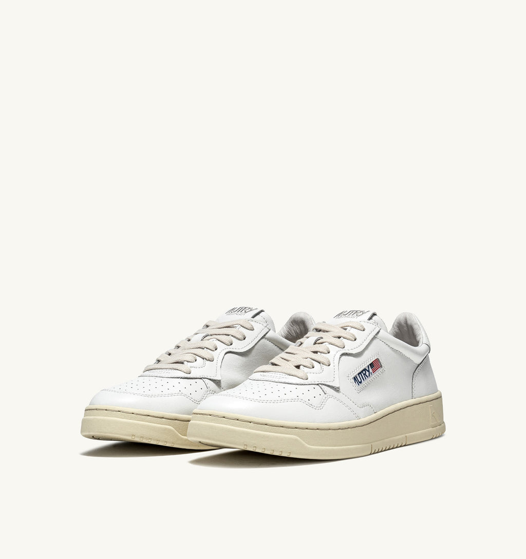 UNISEX SNEAKERS MDLST LOW AUS WEISSEM LEDER