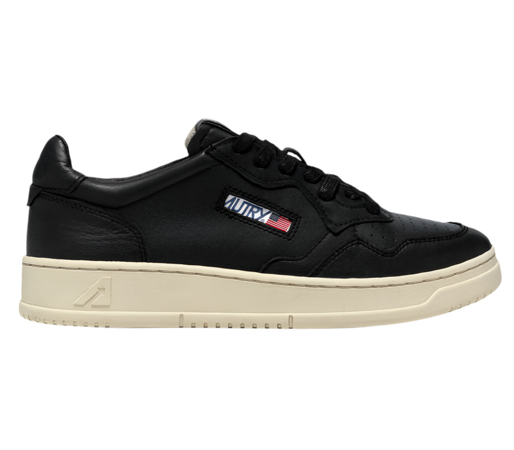 UNISEX SNEAKERS MDLST AUS SUPERWEICHEM SCHWARZEM NAPPALEDER