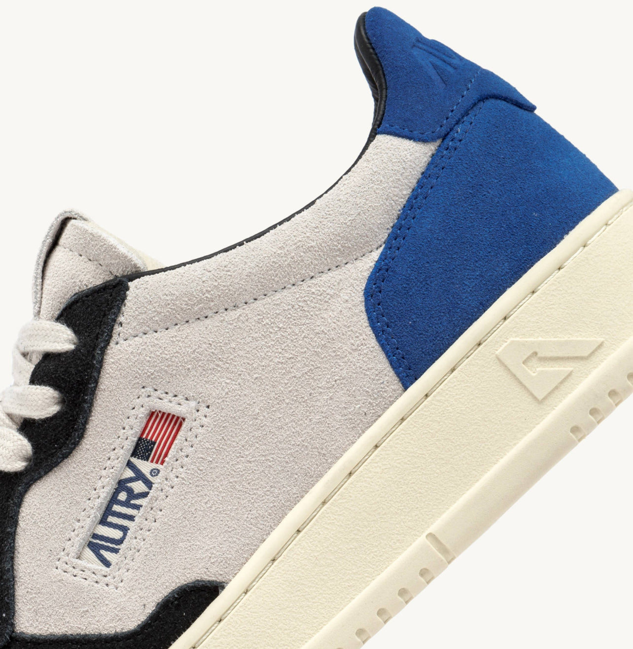 UNISEX SNEAKERS MDLST TRICOLOR AUS WILDLEDER FARBE ELECTRIC BLU UND OFF BLACK