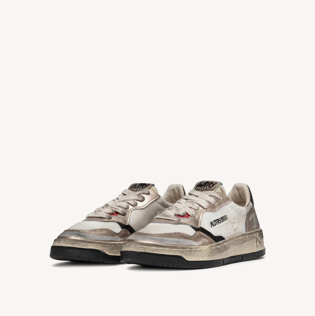UNISEX SNEAKERS SUPER VINTAGE LOW AUS WEISSEM MESH, GOLDFARBENEM WILDLEDER UND SCHWARZEM LEDER