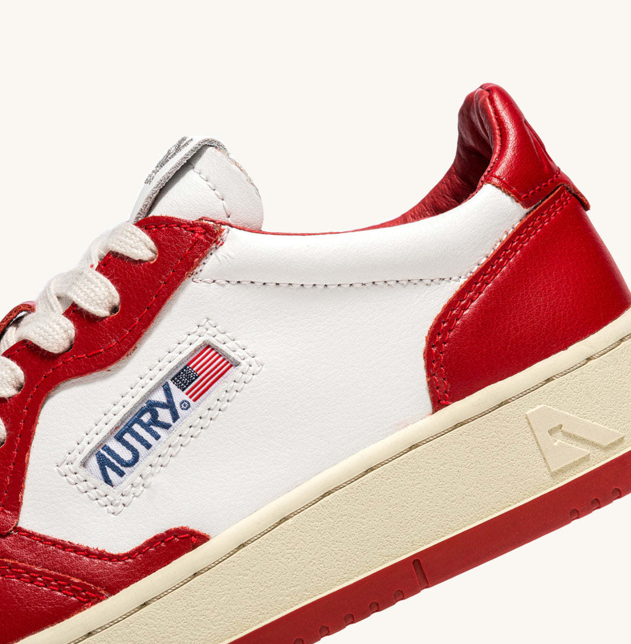 UNISEX SNEAKERS MDLST BICOLOR AUS WEISSEM UND ROTEM LEDER
