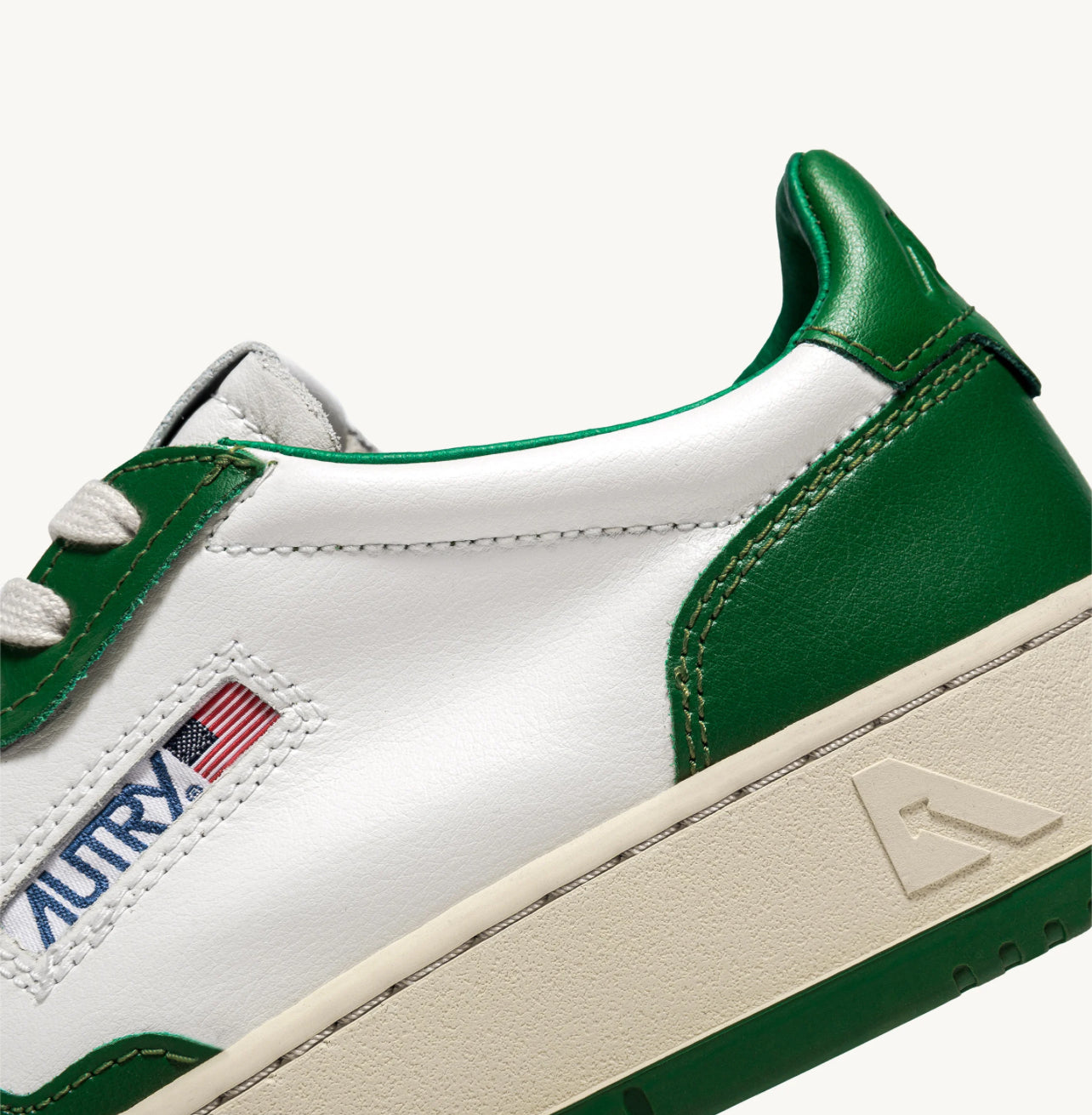 UNISEX SNEAKERS MDLST BICOLOR AUS WEISSEM UND GRÜNEM LEDER