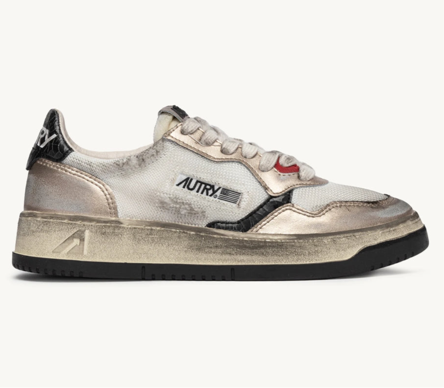 UNISEX SNEAKERS SUPER VINTAGE LOW AUS WEISSEM MESH, GOLDFARBENEM WILDLEDER UND SCHWARZEM LEDER