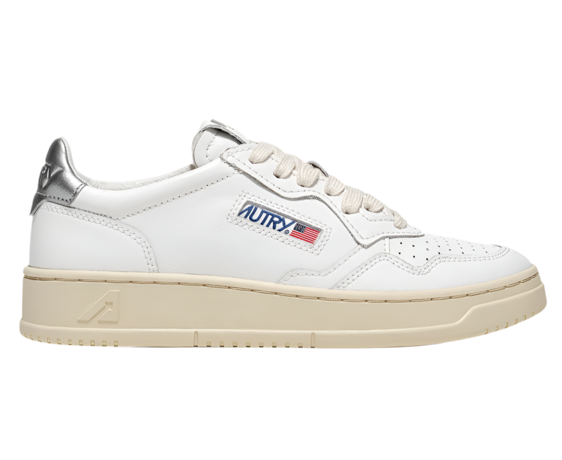 UNISEX SNEAKERS MDLST AUS LEDER IN WEISS UND SILBER METALLIC